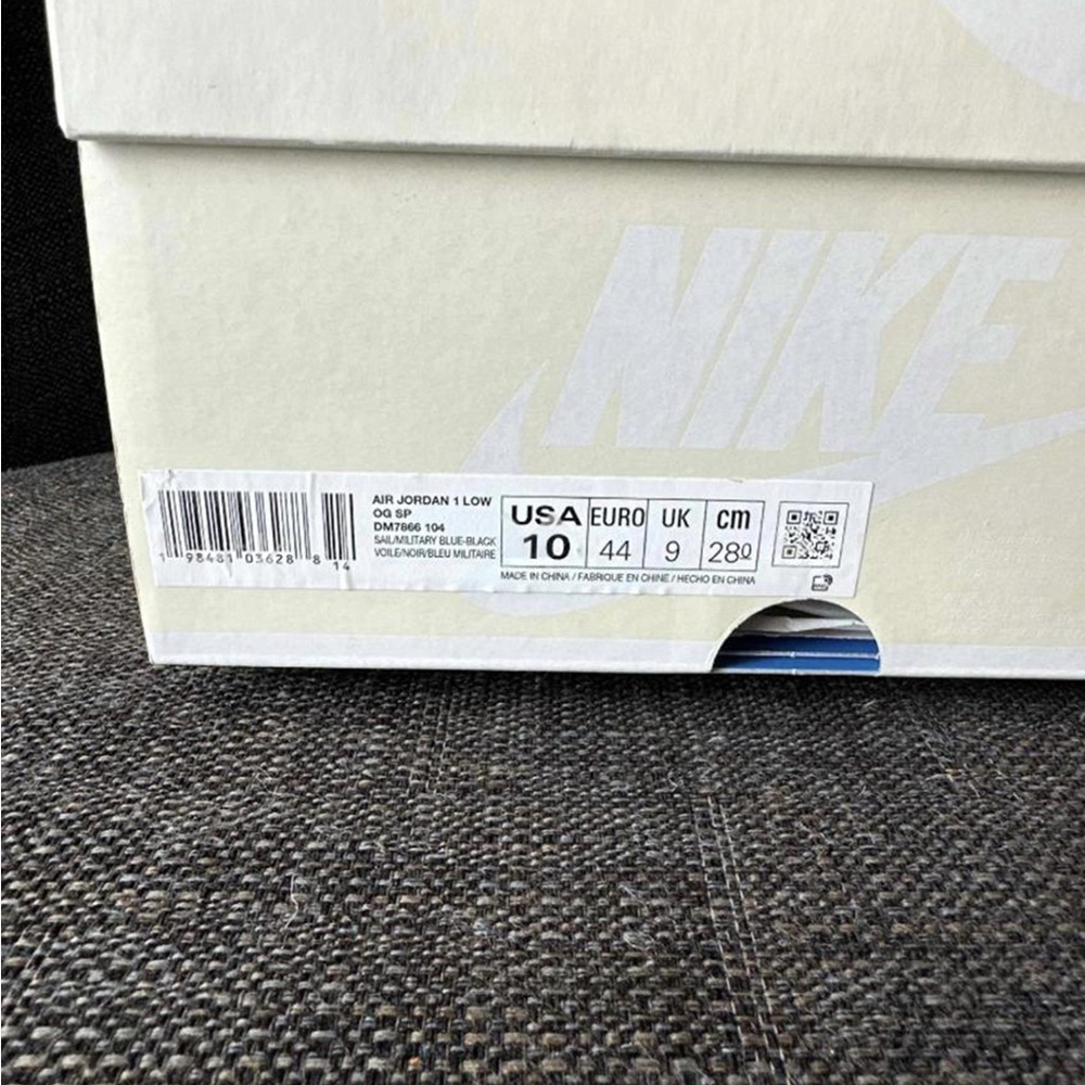 Jordan 1 Retro Low OG SP Fragment x Travis Scott (Sail/blue) - Picture 4 of 13